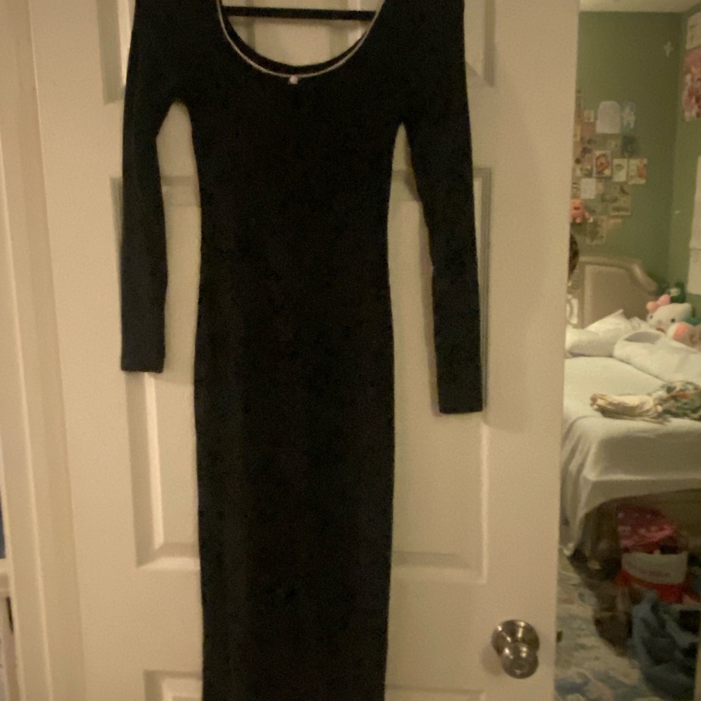 Lulu's Classic Black Long Sleeve Dress